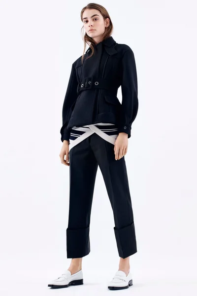 Look 18